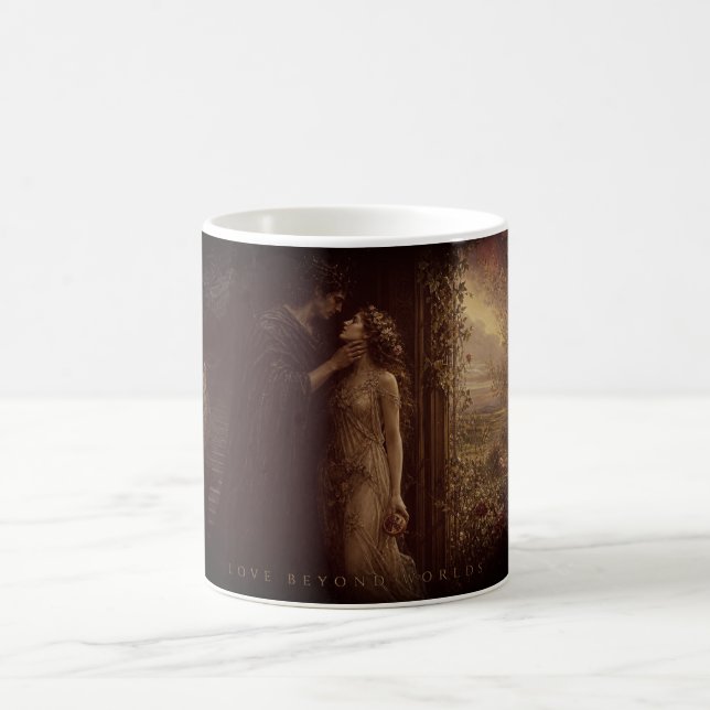 Liebe jenseits mythischer romantischer Fantasy-Got Kaffeetasse (Mittel)