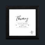 Liebe Kalligrafie Herz Hochzeit Party Blk B&W ID94 Erinnerungskiste<br><div class="desc">Elegante handgeschriebene Schrift- und Pinselstrich-Akzente werden verwendet, um die Teile dieser schönen, modernen Hochzeitssuite zu kreieren. Die hier für den Vater der Braut gezeigte Sake-Box kann auch für alle anderen wichtigen Mitglieder der Hochzeitsfeier verwendet werden und ist klassisch schwarz auf weiß. Eine Vorlage wird bereitgestellt, um einfach einen persönlichen Namen...</div>