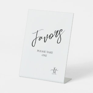 Liebe Kalligraphie Favors Herzweiße ID940 Sockelschild