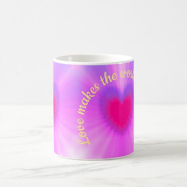 Liebe lässt die Welt umgehen Kaffeetasse (Mittel)