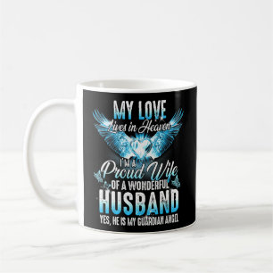 Liebe lebt im Himmel im Stolz der Ehefrau einer wu Kaffeetasse