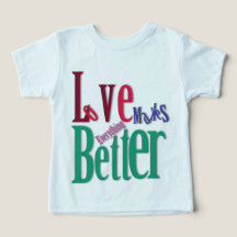 Liebe Macht Alles Besser Kinder T-Shirt