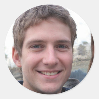 Liebe Mehr Runder Aufkleber