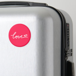 Liebe mit weißem Text auf rosa Magnet