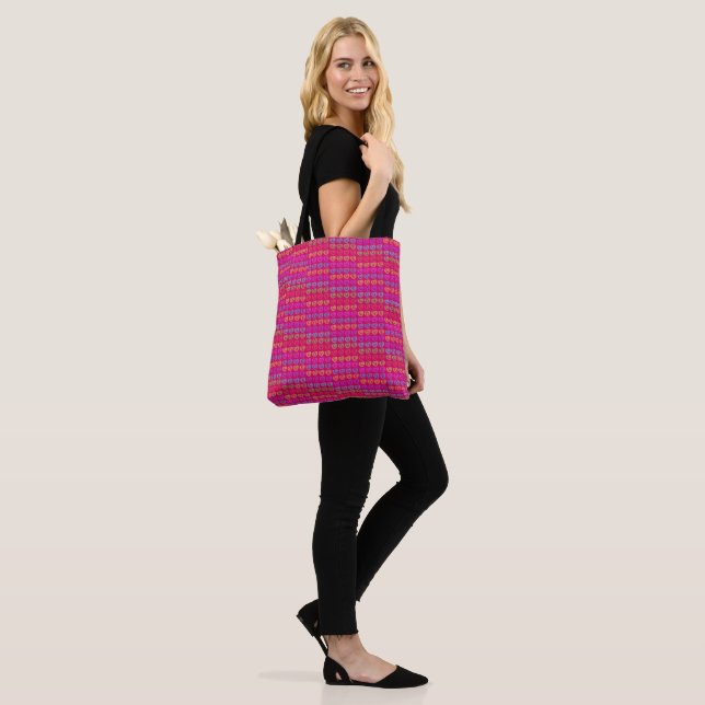 LIEBE Rosa Mehrfach-Drucktasche (Am Model)