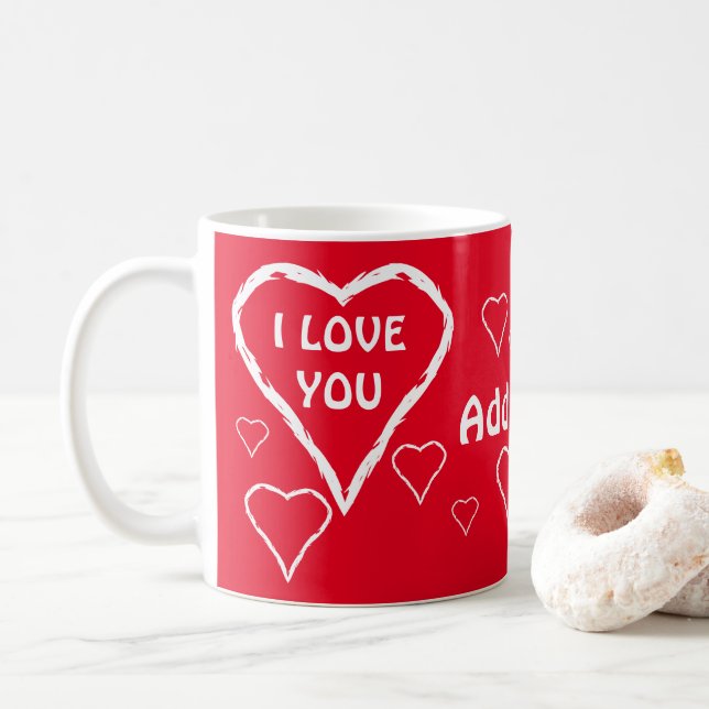 Liebe Rot mit Tasse des Weißen Herzens (Mit Donut)