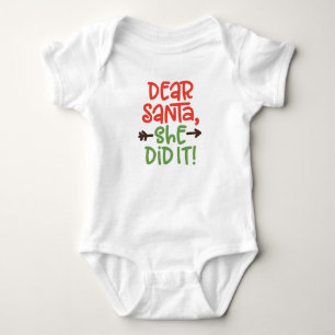 Liebe Santa, sie hat es getan Baby Strampler