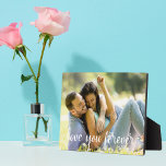 Liebe Sie für immer Jahrestag Datum Romantisches F Fotoplatte<br><div class="desc">Liebe You Forever geschrieben in kursiven weißen Skript-Overlay auf Ihrem romantischen Paar Foto-Plakette. Fügen Sie unter Ihrem Jubiläumsdatum ein Verlobung- oder Hochzeitsfoto zu diesem Valentinstag Geschenk für Ihre Freundin oder Ehefrau hinzu.</div>