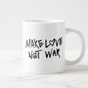 Liebe statt Krieg Jumbo-Tasse