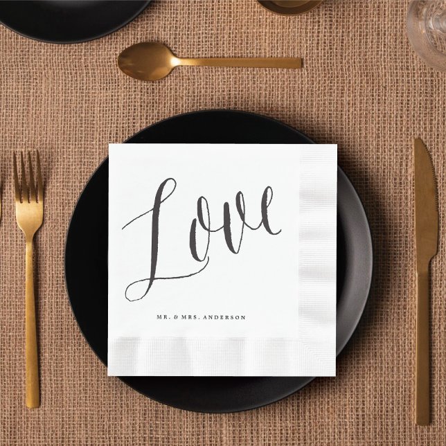 Liebe Trendy Chic Black Script Calligrafy Wedding Serviette (LOVE Trendy Chic Black Script Calligraphy Wedding Paper Napkins @ fatfatin_blue_knot)