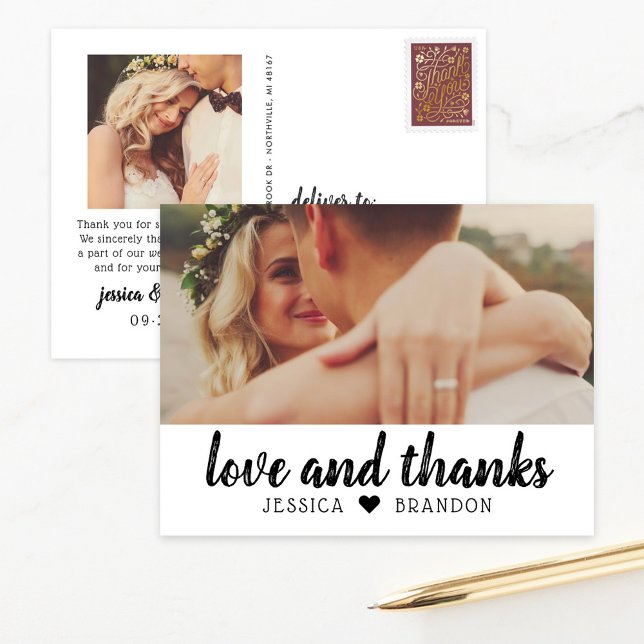 Liebe und Dank Black Rustic Script Hochzeitsschrei Postkarte (Von Creator hochgeladen)