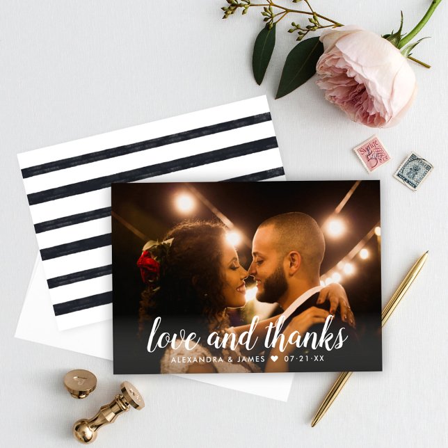 Liebe und Dank White Script Hochzeitsskripte Foto Dankeskarte (Von Creator hochgeladen)