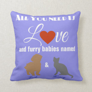 Liebe und Ihre Pelzbabys Kissen