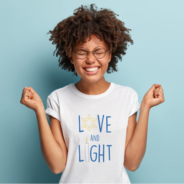 Liebe und Licht Hannukah T-Shirt (Von Creator hochgeladen)