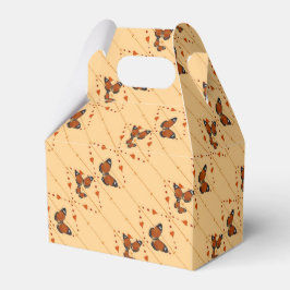 Liebe und Schmetterlinge in orangefarbener Diagona Geschenkschachtel