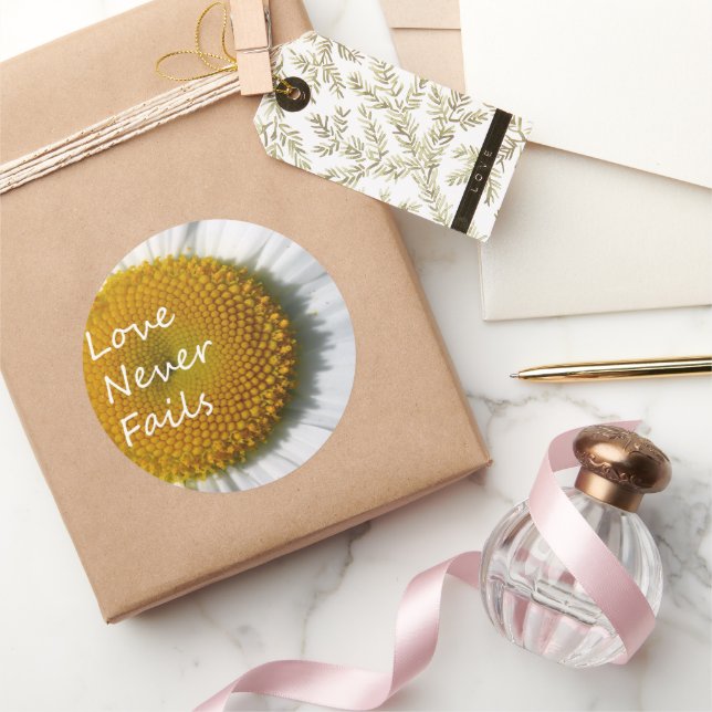 Liebe Versage nie Daisy 1 Korinther 13 Runder Aufkleber (Schenken)