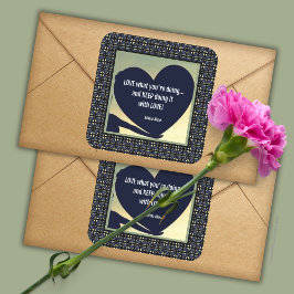 LIEBE, was du mit Aufklebern von Adiela Akoo machs Quadratischer Aufkleber