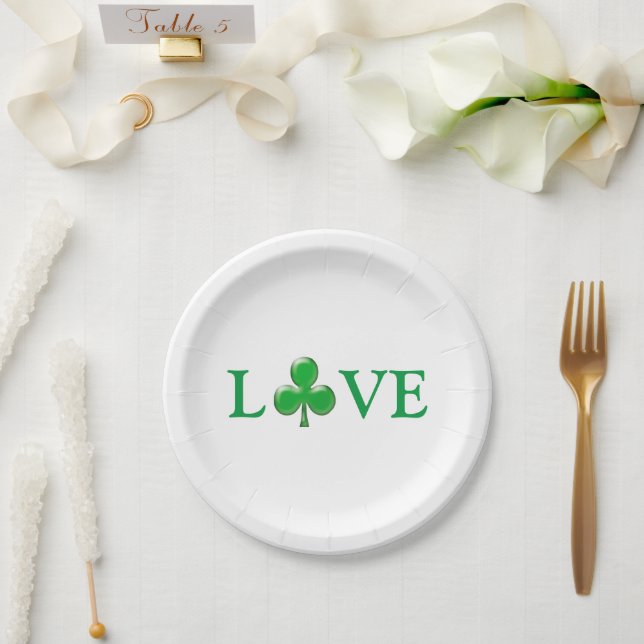 Liebe Weiß grünes Klee Kleeblatt St. Patrick's Day Pappteller (Hochzeit)