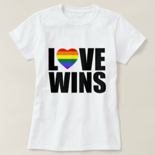 LIEBE WINS! FEIERHAFTE EQUALITÄT! T-Shirt