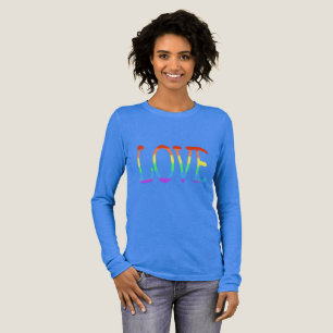 Liebe Word in rot-farbigen Buchstaben, die Hemden, Tri-Blend Shirt