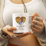 Liebe You Ttie Heart Foto Kaffeetasse<br><div class="desc">Personalisierte Kaffee-Tasse mit 2 Fotos aus der Familie in niedlicher Herzform,  den Worten "Wir Liebe Sie tantschen" und den Kindernamen. Kann in jede Beziehung geändert werden!</div>