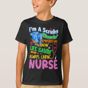 Liebe zur Krankenpflege in der Krankenpflegeschule T-Shirt