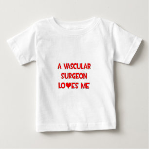 Lieben eines Gefäßchirurgen Baby T-shirt