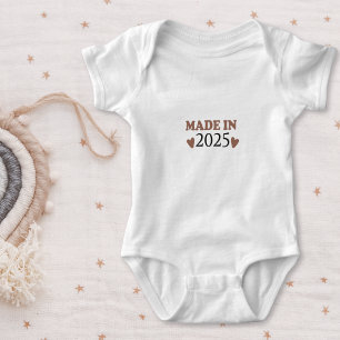 Liebenswertes Made in 2025 Design Baby Strampler