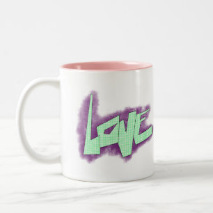 Liebesgraffiti lila grün mint typografie punkte  zweifarbige tasse