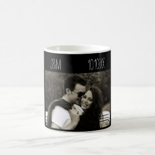 Liebesjubiläum Paar Foto Datum Initialen Schwarz Kaffeetasse