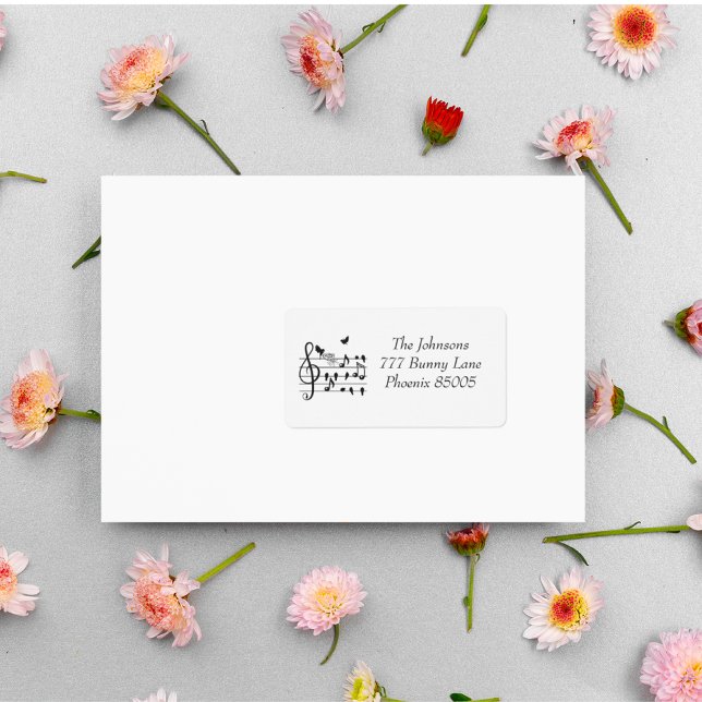 Liebesvögel, die eine Erweiterung der Familie erwa Adressaufkleber (Von Creator hochgeladen)