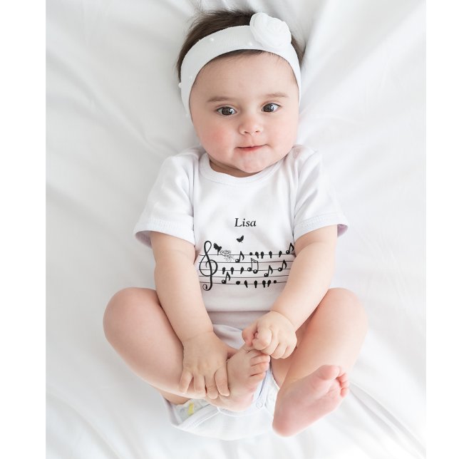 Liebesvögel, die eine Erweiterung der Familie erwa Baby Strampler (Von Creator hochgeladen)