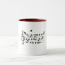 Liebesvögel, die eine Erweiterung der Familie erwa