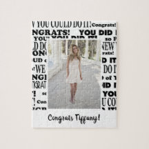 Liebliche Glückwünsche Abschluss Foto