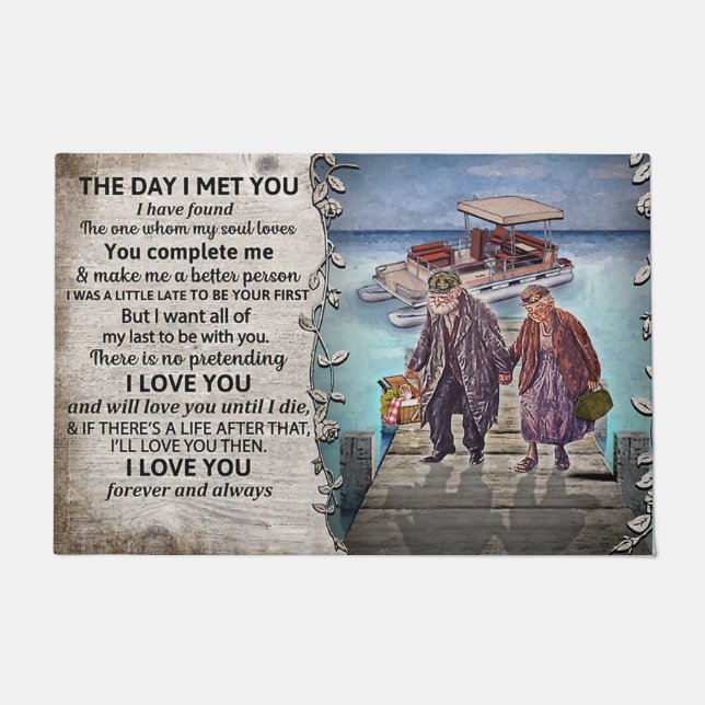 Liebliche Momente vor der Tür, Niedliche Paare Fußmatte (Vorderseite)