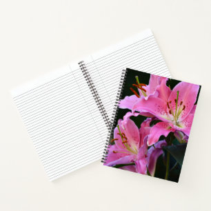Liebliche rosa Lilienblüten Floral Notizbuch