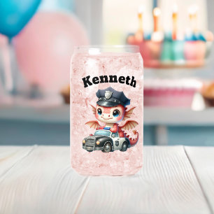 Lieblicher Babydrache in einem Polizeiwagen auf Pa Dosenglas