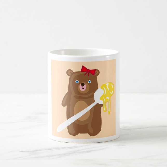 Lieblicher Honigbär mit Löffel und Rotem Bow Kaffeetasse (Von Creator hochgeladen)