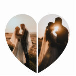 Liebliches Weißherz gestaltetes Foto für sie maßge Freistehende Fotoskulptur<br><div class="desc">Minimalistisch Simple Modern Burgendy Red benutzerdefiniert personalisiertes Herz Shaped 2 Foto Collage Design mit wunderschönen Herz abtropfenden Hintergrund Thema druckbare Kunstwerke, DESIGN TIPS: Passen Sie weiter an, um Textgröße oder Schriftart zu ändern. Um ohne Text zu bestellen, können Sie auch den Link "Text" und "Liebe Message >>>>>>>> "Design-Designs" löschen: https://www.zazzle.com/collections/lovely_floral_heart_shaped_couples_gift-119397981949986716?rf=238067547091216291...</div>