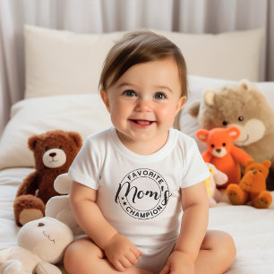 Lieblings-Champion der Mama Baby Strampler