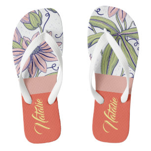 Liebreizendes einzigartiges Monogramm-Geschenk Mod Flip Flops