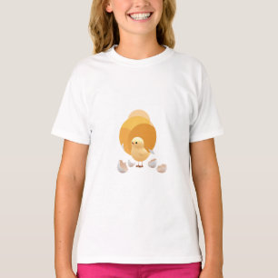 Liebreizendes frisch geschlüpftes kleines gelbes K T-Shirt