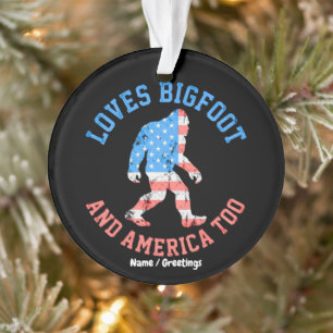 Liebt Bigfoot und Amerika zu sehr Patriotischer Am Ornament
