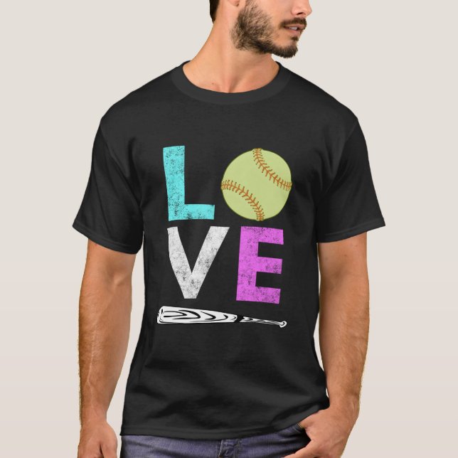 Liebt Softball am meisten T-Shirt (Vorderseite)