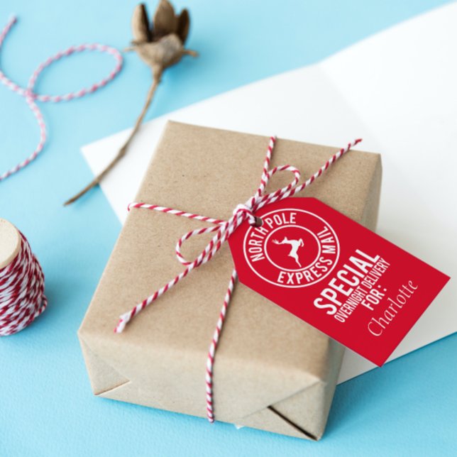 Lieferdatum für Red & White North Pole Geschenkanhänger (Get organized and add charm to your gifts with these adorable Christmas gift tags!)