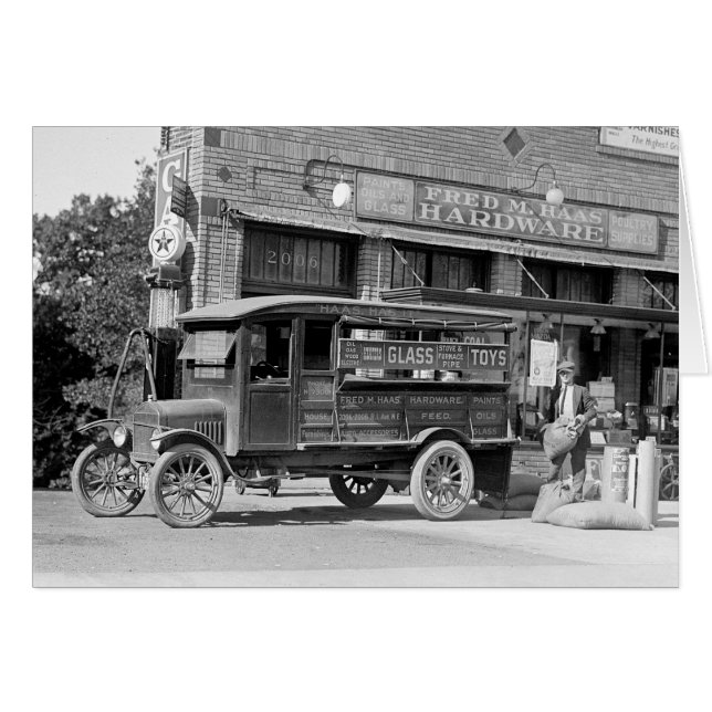 Lieferwagen für Hardware-Store, 1924 (Vorderseite (Horizontal))