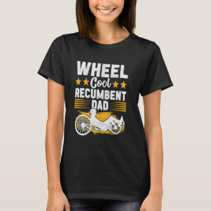 Liegende Dreirad-Vater beim Radfahren mit Liegerad T-Shirt