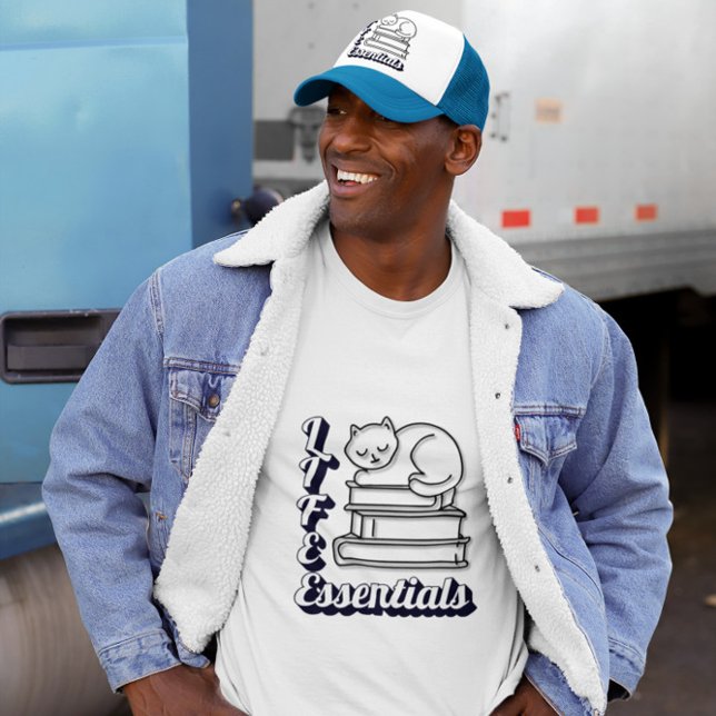 LIFE Essentials Word Art | Bücher und Katzen Liebh T-Shirt (Von Creator hochgeladen)