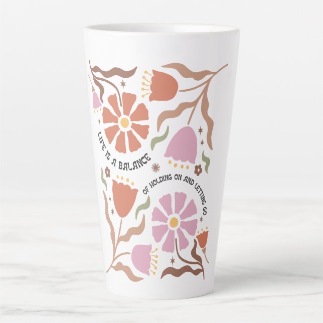 Life Is A Balance Of Holding Boho Wildflower Quote Milchtasse (Vorderseite)