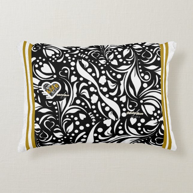 Life Zitat Black Accent Pillow - Adiela Akoo Dekokissen (Vorderseite)